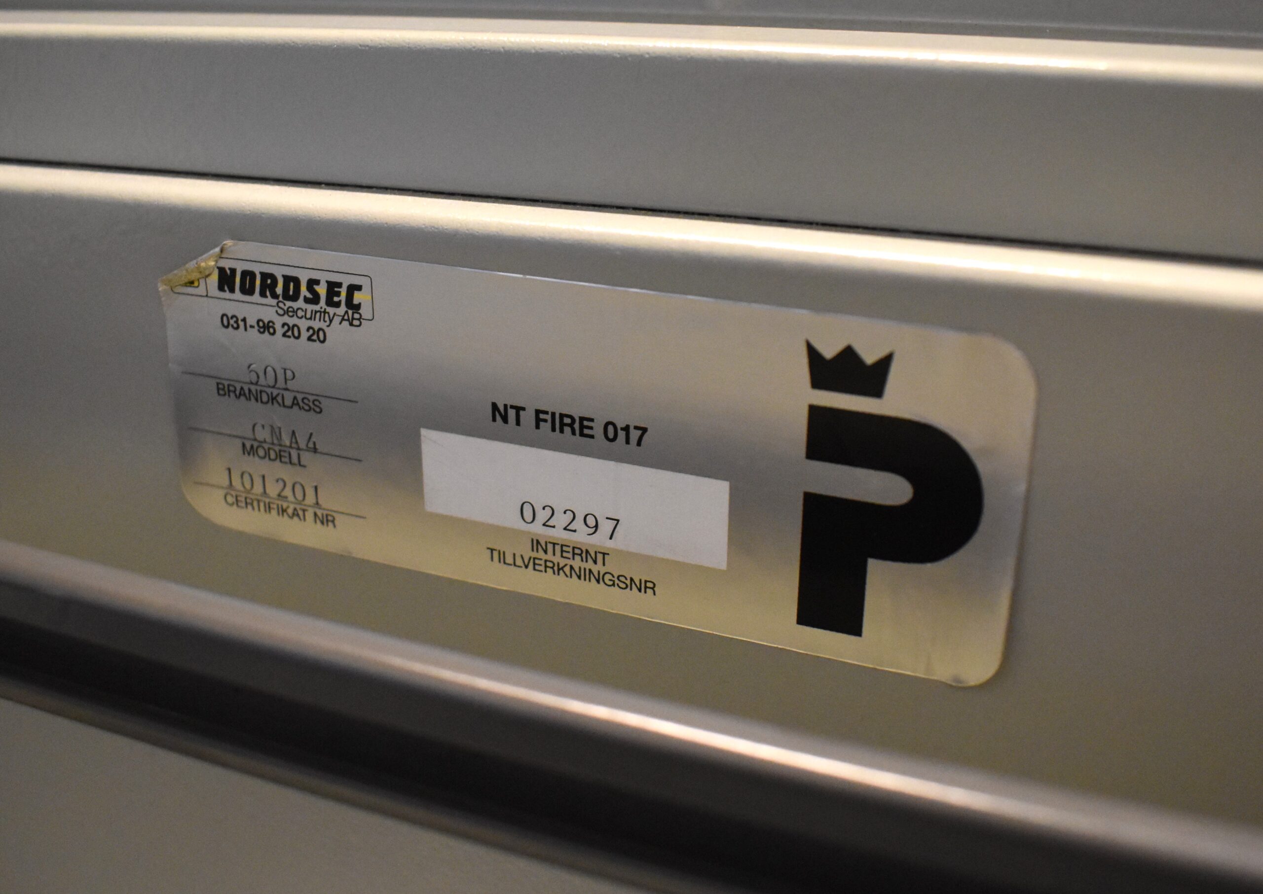 Begagnat Hängmappsskåp Nordsec CNA4 Klassningsskylt