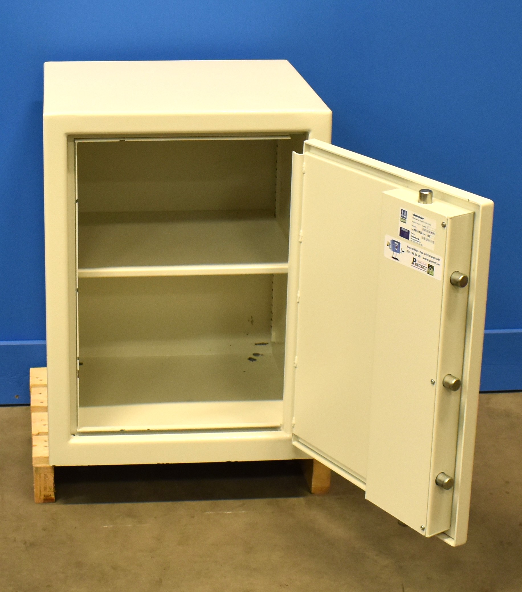 Begagnat Värdeskåp Robur Grade1 80SD med öppen dörr 1