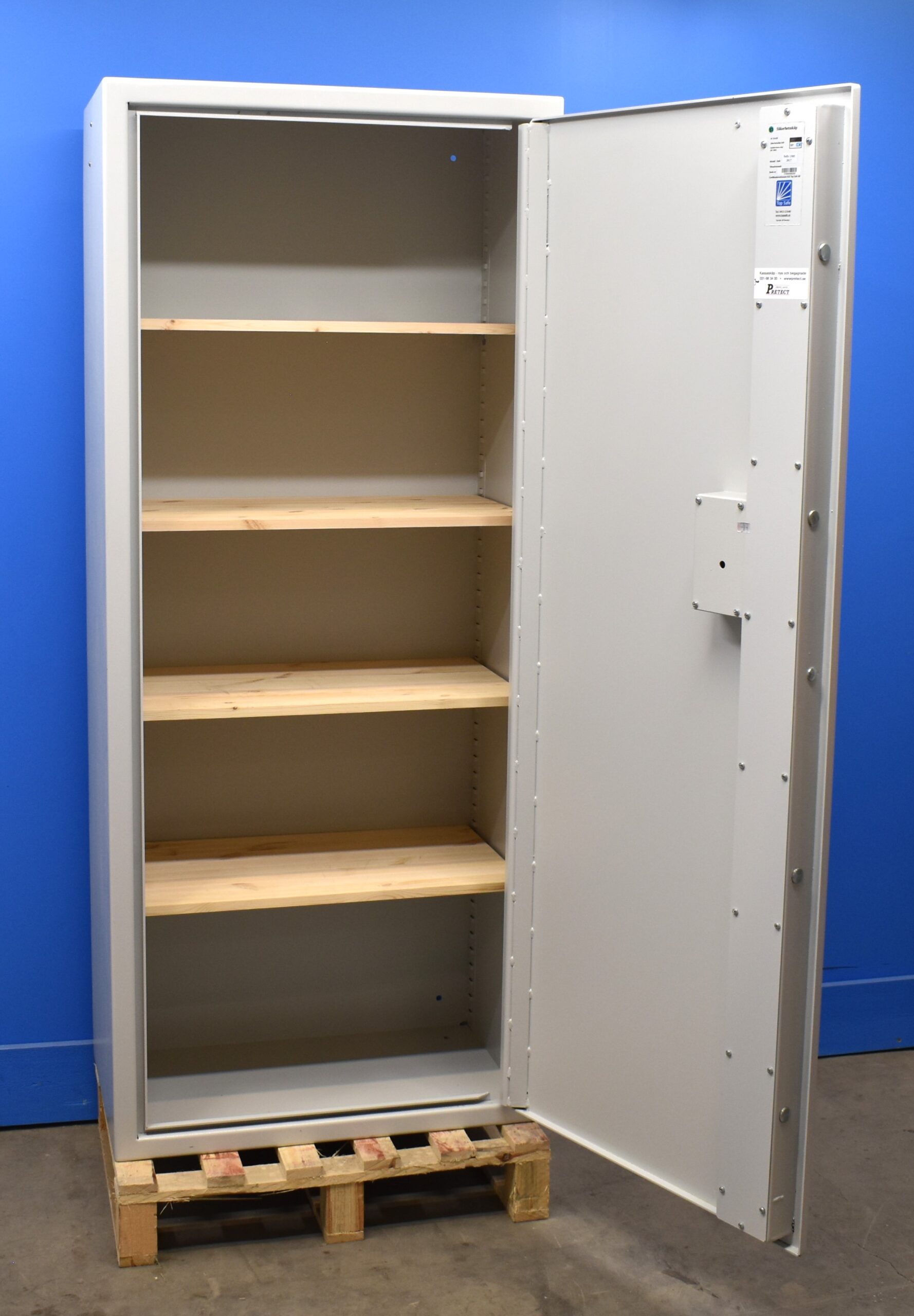 Begagnat Säkerhetsskåp Topsafe Safir 1985 med öppen dörr 1