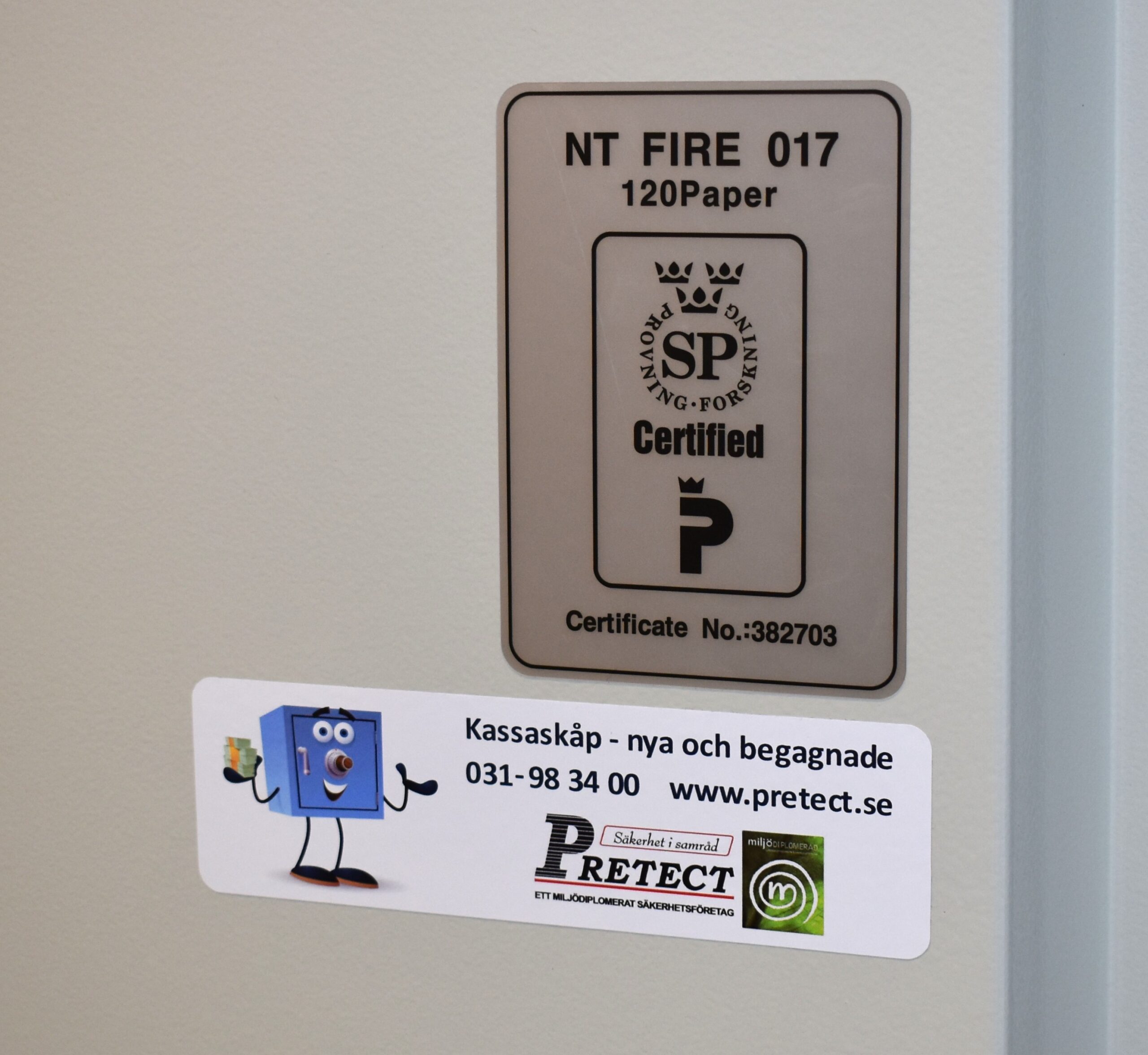 Begagnat Dokumentskåp ES400 utan låda klassningsskylt