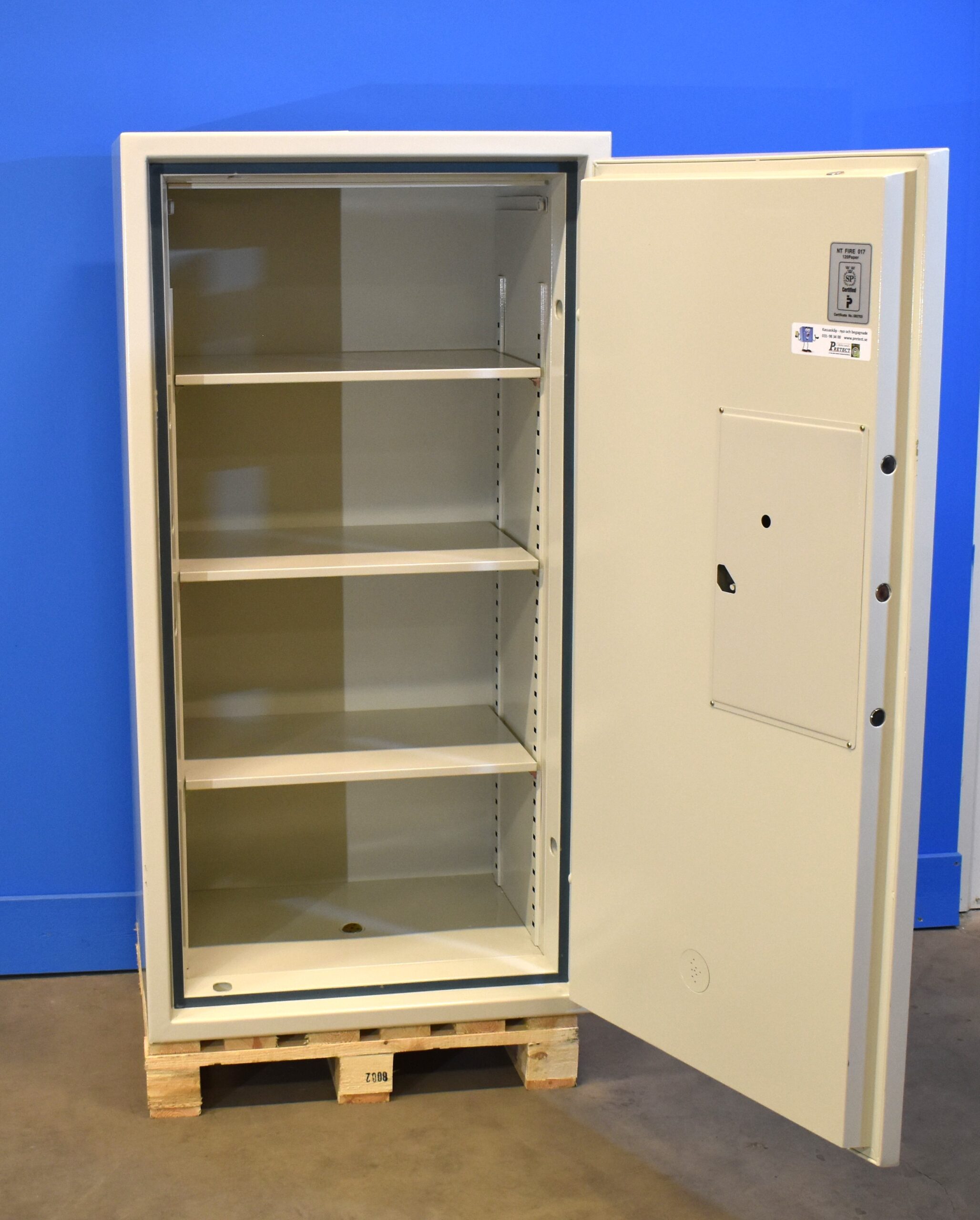 Begagnat Dokumentskåp ES400 utan låda med öppen dörr 1