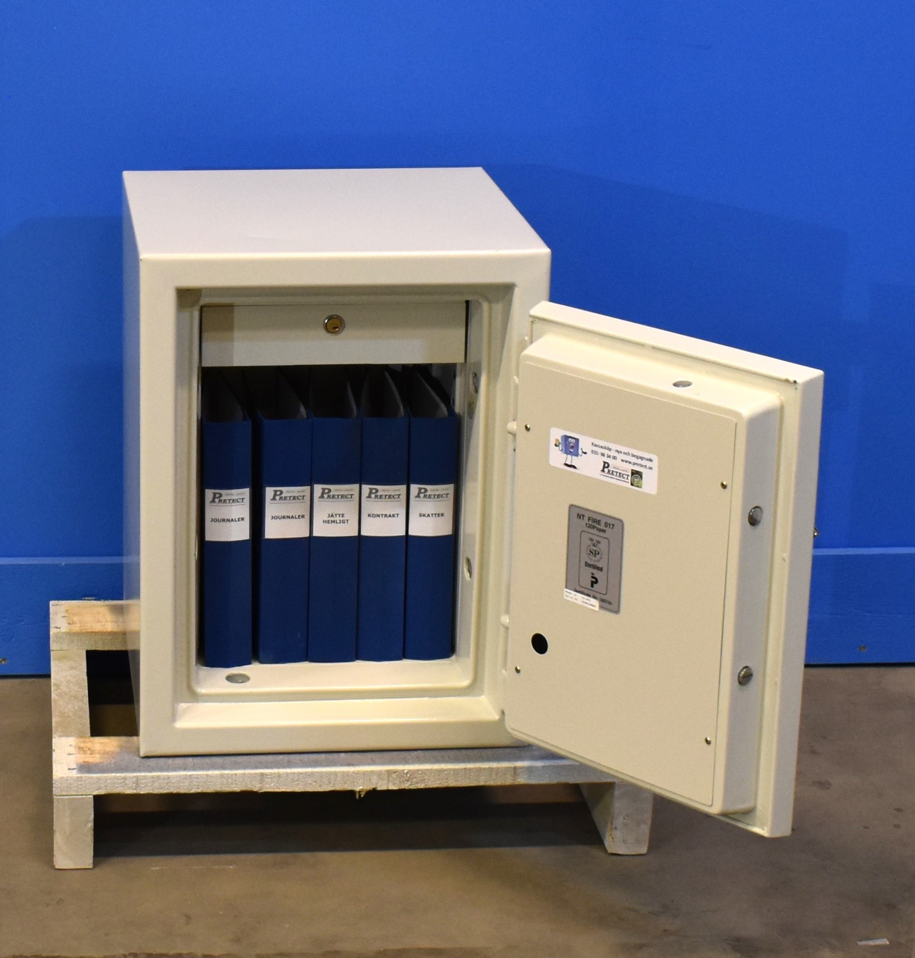 Begagnat Dokumentskåp Topsafe ES 045 med Elkodlås med öppen dörr 2